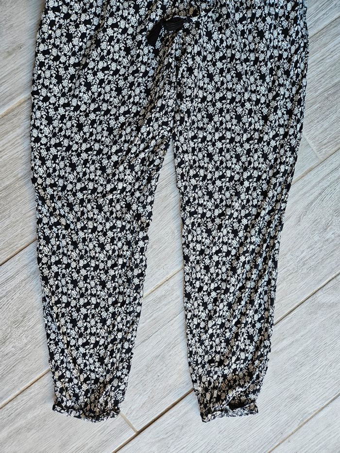 Pantalon fleurie fluide 42 - photo numéro 2