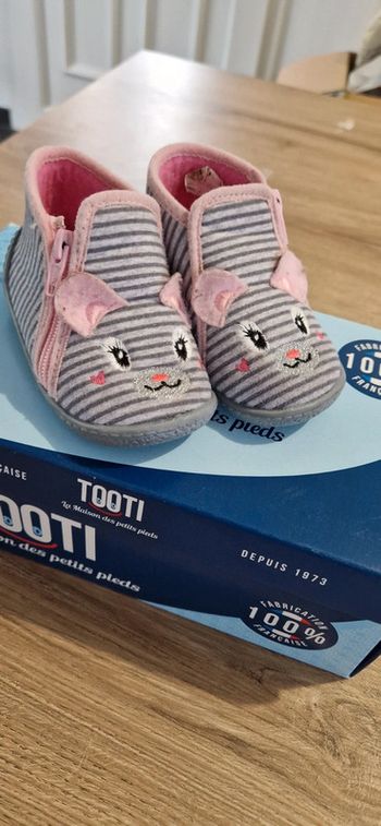Chausson bébé taille 18
