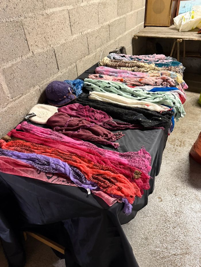 Lot diversifiés bijoux foulards - photo numéro 7
