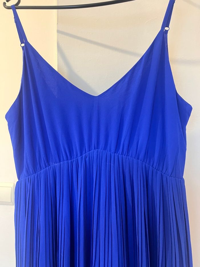 Robe longue plissée