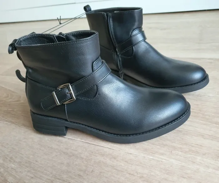Bottines noires taille 38 neuves - photo numéro 2