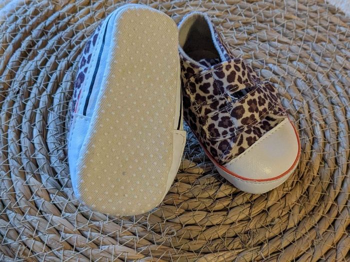 Chaussure 18,19 - photo numéro 4