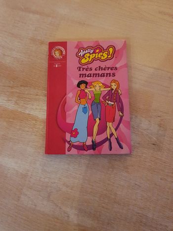 Totally Spies - Très chères mamans