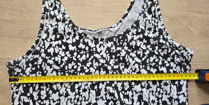 Robe noire et blanche - photo numéro 6