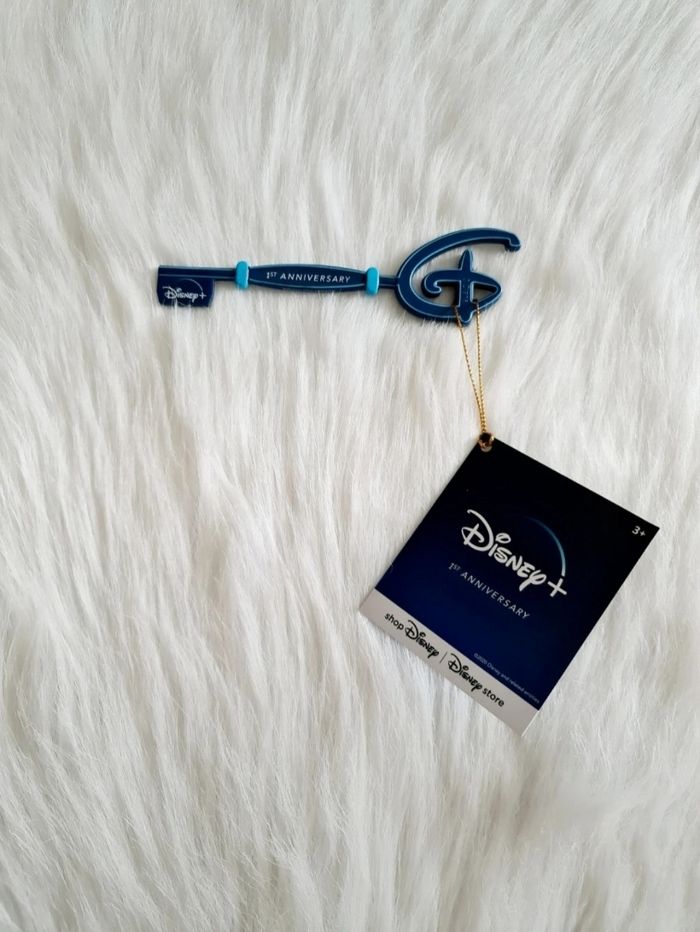 Disney Store CIé Opening Ceremony 1er anniversaire de Disney + - photo numéro 2