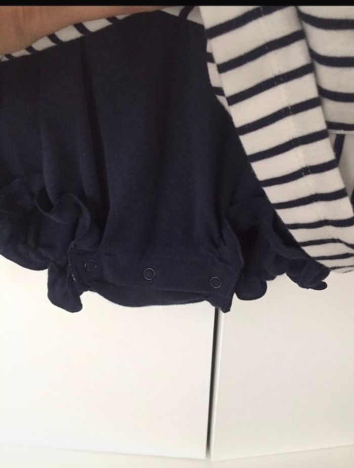 Robe petit bateau 3 mois comme neuve valeur 48€ - photo numéro 3
