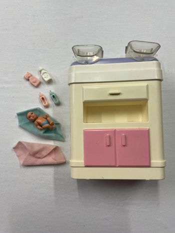 Table à langer de pépinière Barbie