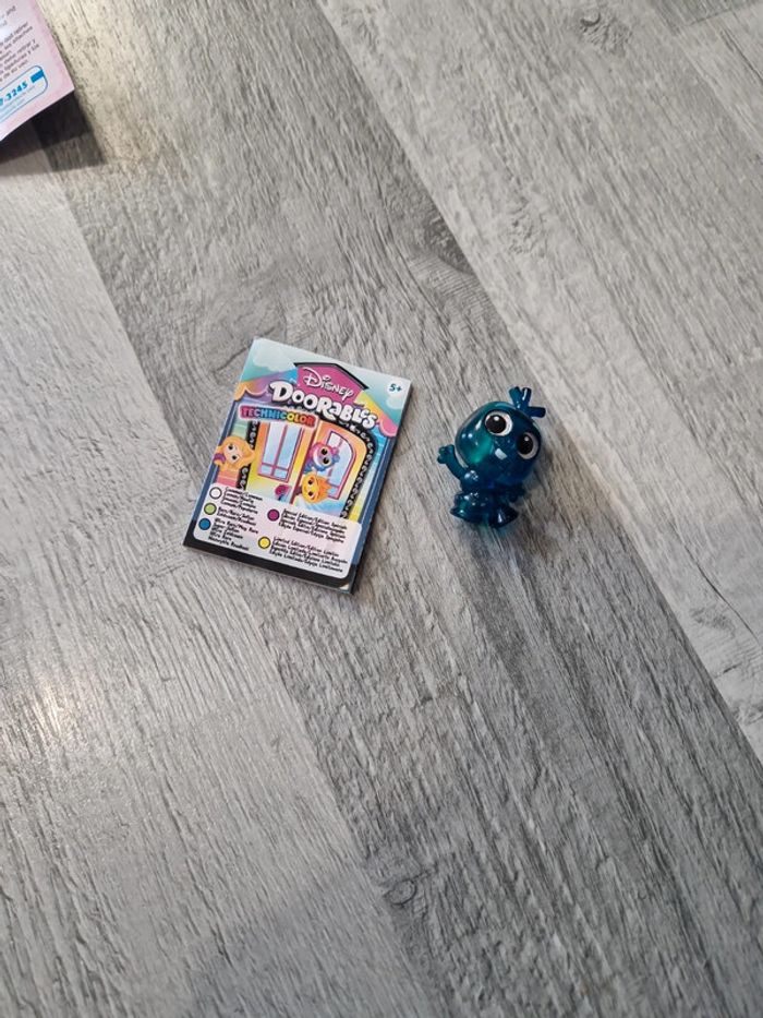 Figurine doorables technicolor olaf