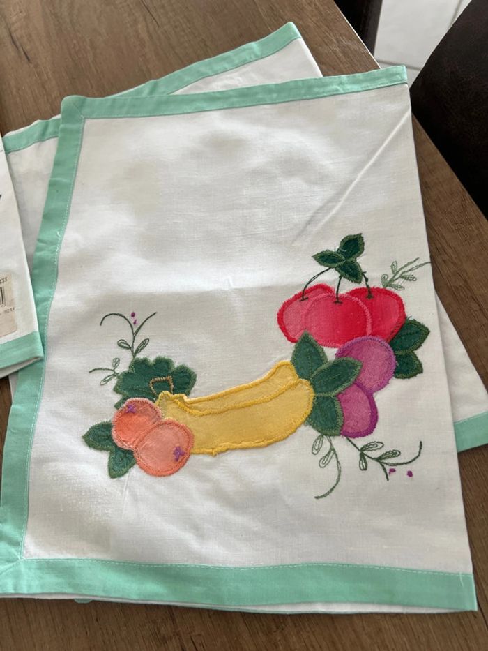 Lot sets de table fruits neufs - photo numéro 2