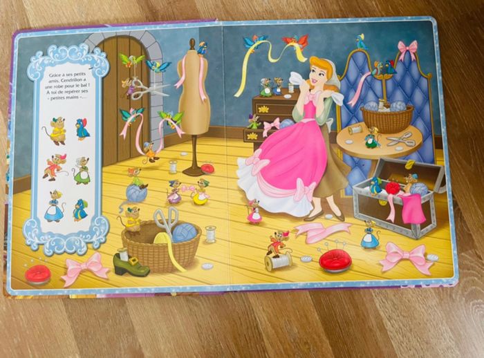 Grand livre cherche et trouve Disney princesse - photo numéro 5