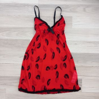 Nuisette rouge à motif Nuit secrète taille 38