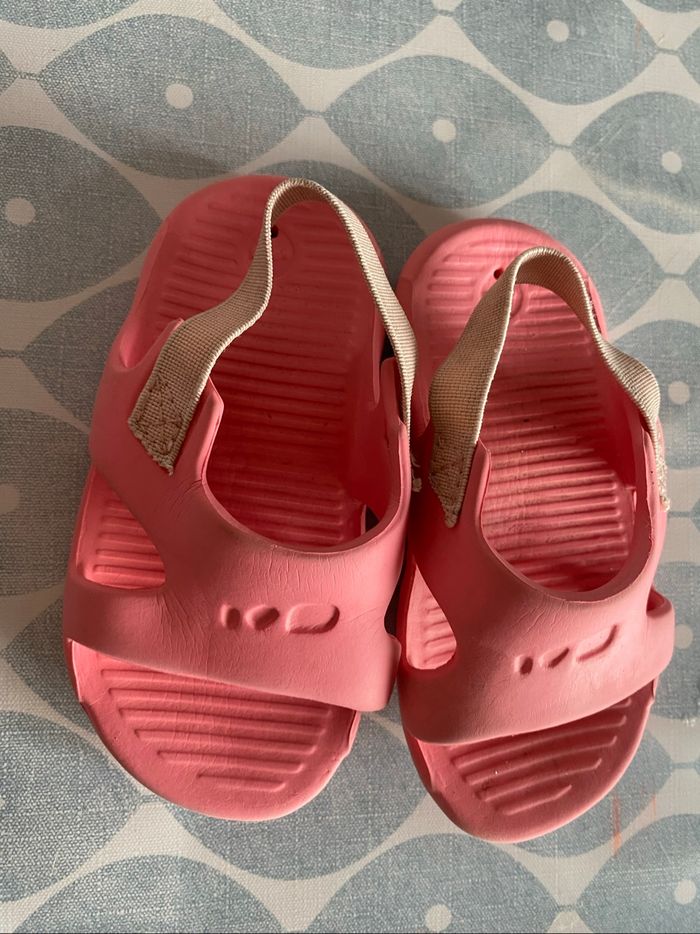 Chausson de plage ou de piscine  taille 19/20 - photo numéro 3