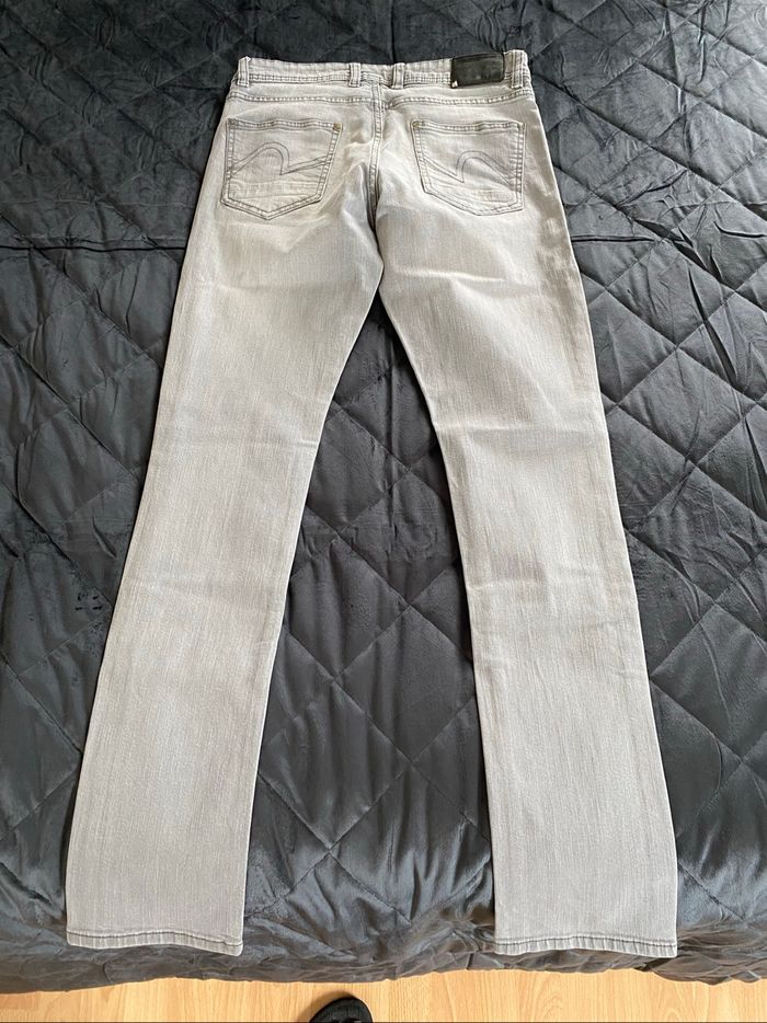 Jean homme Jules gris slim W28 L34 très bon état - photo numéro 2