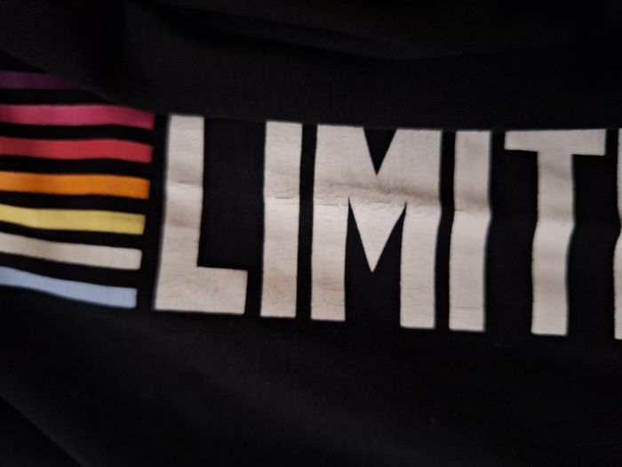 Legging noir à imprimé multicolore le long des jambes, idéal pour le soir - photo numéro 5