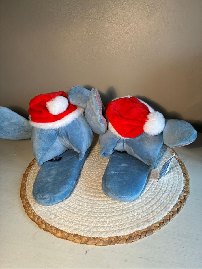 Chaussons Stitch Noël - photo numéro 2