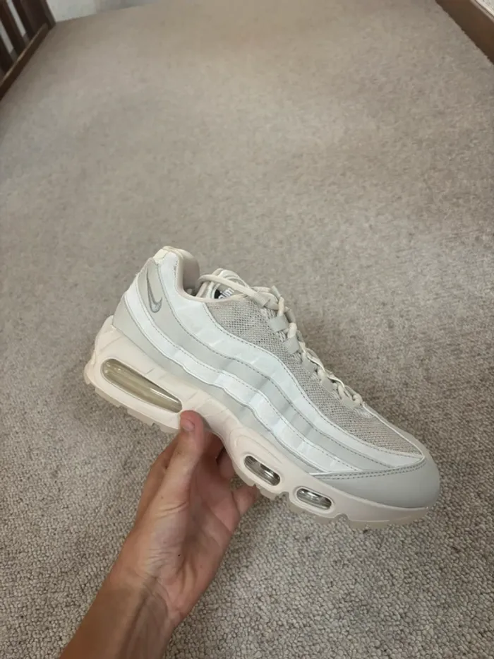 Nike Air max 95 exclu JD Sport big bubble soft pearle
