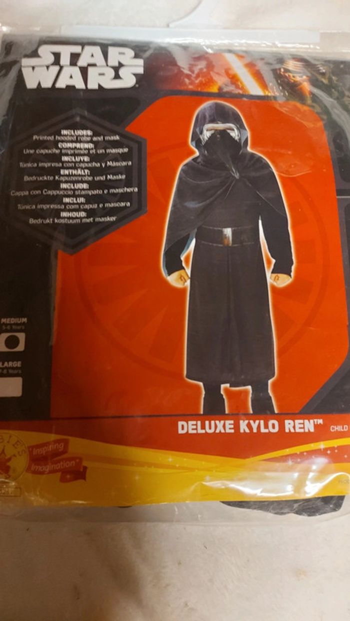 Déguisement star wars 5-6ans neuf