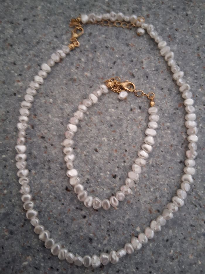 Parure bracelet et collier perle blanche