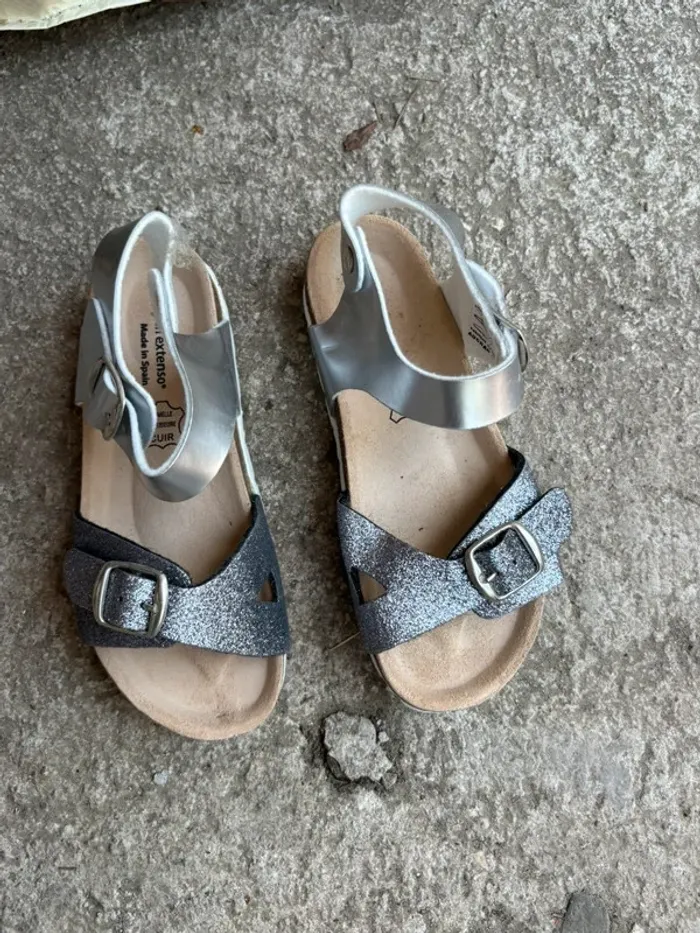 Sandales fille taille 30