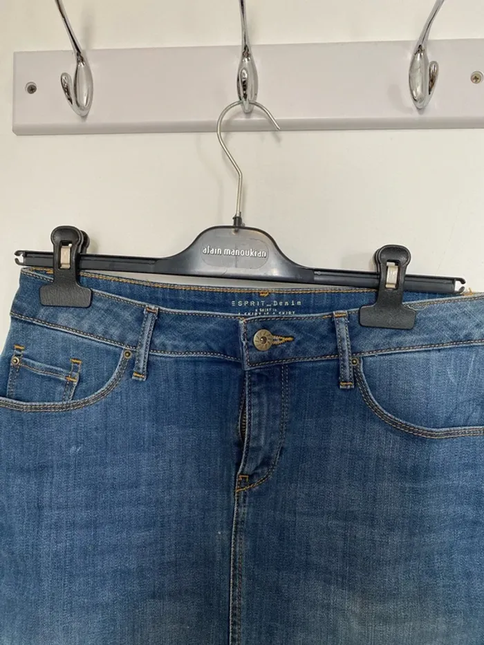 Très belle jupe en jean Esprit W27 - photo numéro 2