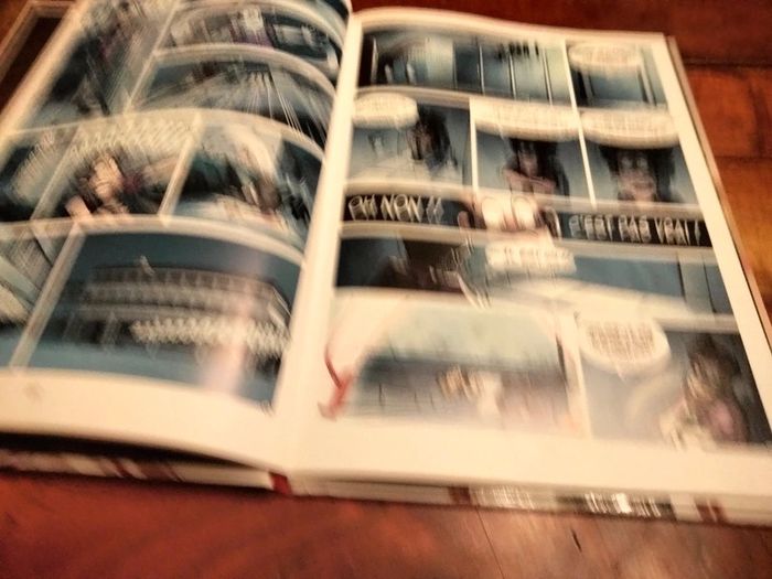 BD louca Tome 1 coup d'envoi Dupuis - photo numéro 4