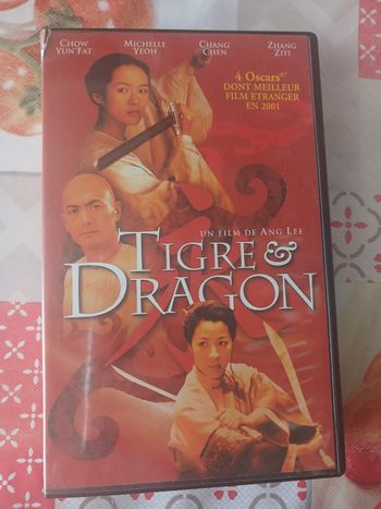 VHS Tigre et dragon 