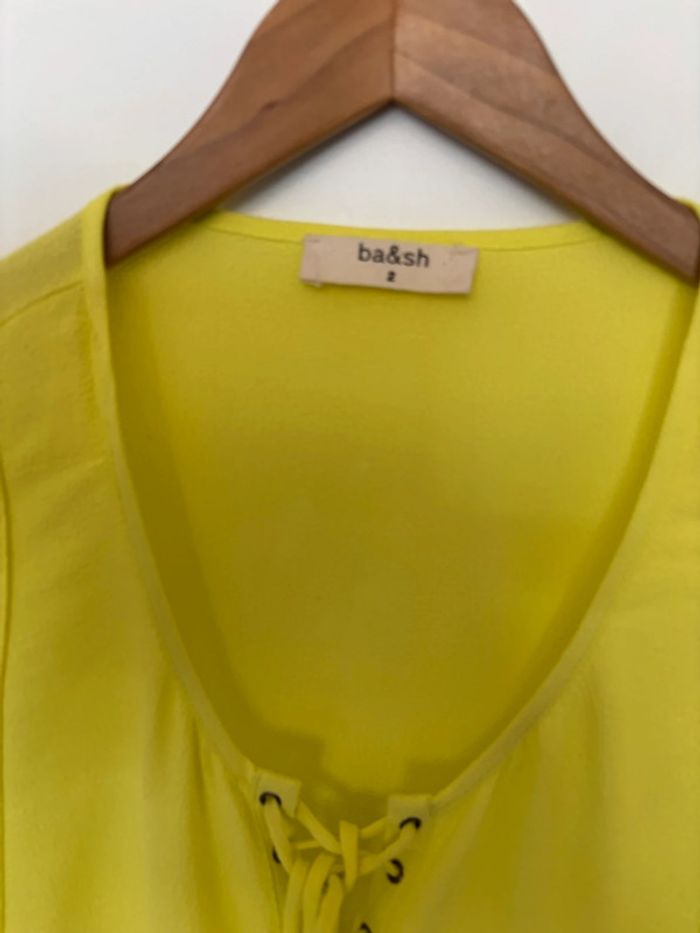 💐🌼nouveauté 🌼💐Joli haut jaune à lacets ba&sh 38 - photo numéro 2