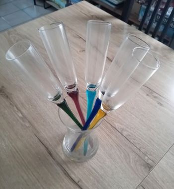 Ensemble flûtes et seau en verre