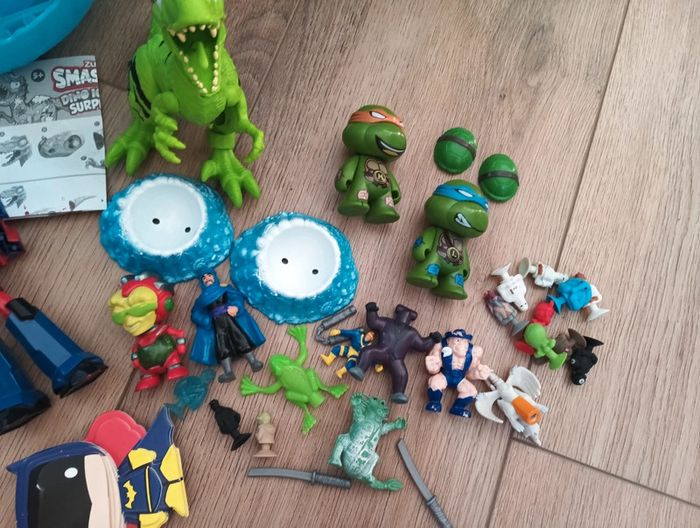 Lot jouets smashers dino, robot, tortue ninja etc - photo numéro 3