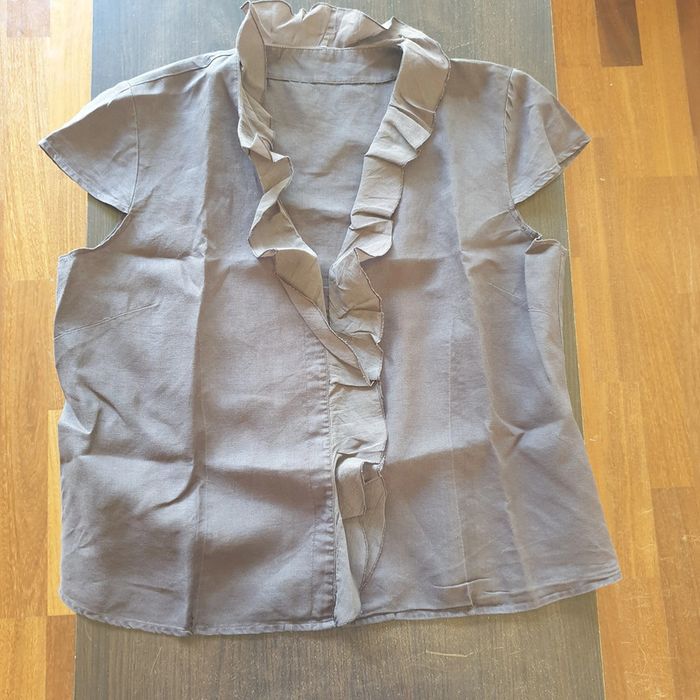 haut sans manche, marron clair, taille 44/46 en parfait état