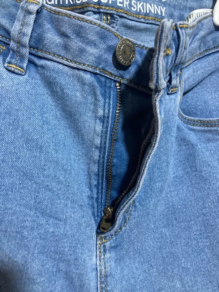 Jean super skinny bleu clair Clockhouse (C&A)Taille 38 - photo numéro 5