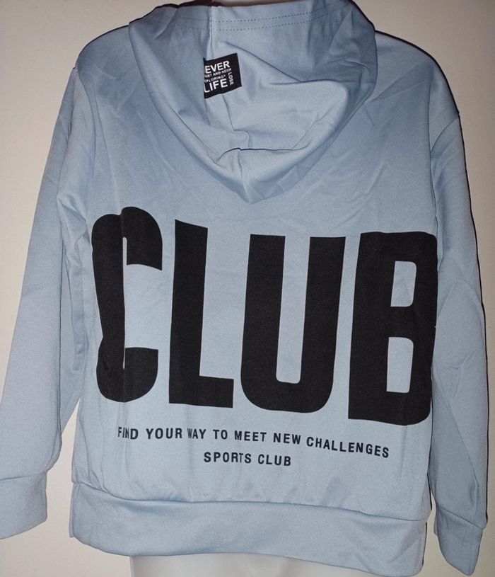 Sweat 8 ans neuf - photo numéro 2