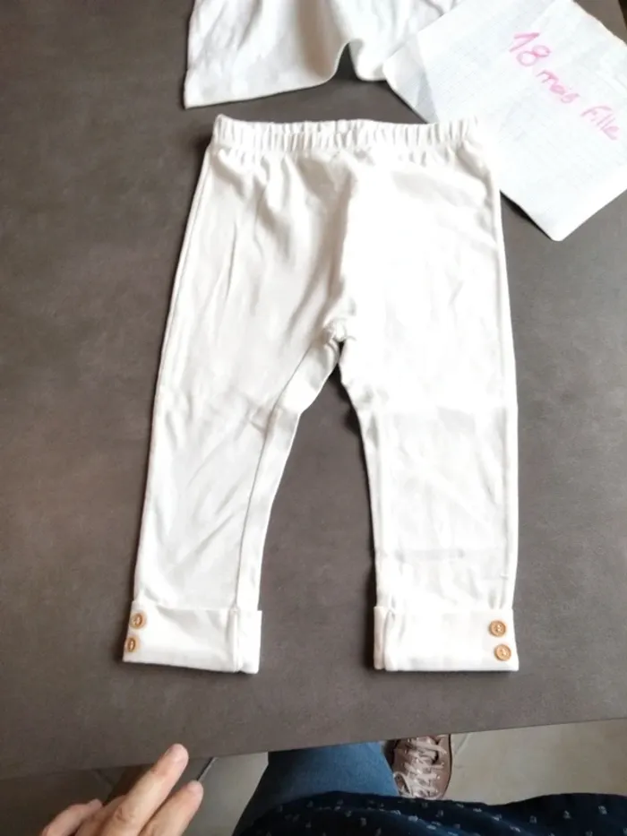 Ensemble Benetton neuf - photo numéro 5