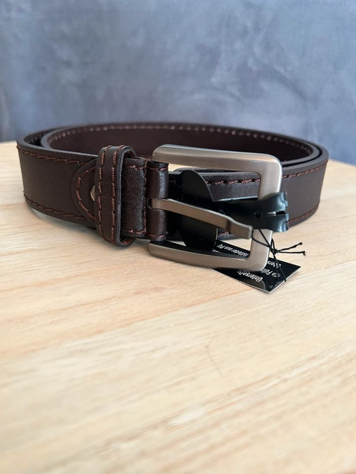 Ceinture véritable cuir 115cm neuve avec étiquette