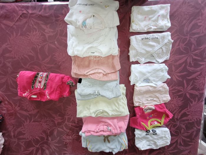 Lot vêtements 6 mois - photo numéro 3