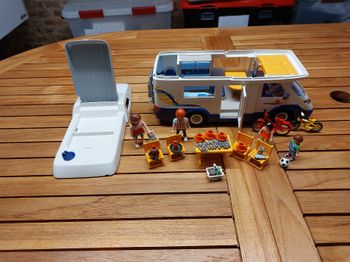 Camping  car playmobil 