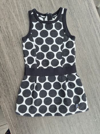 Robe noire et blanche jean bourget 3 ans