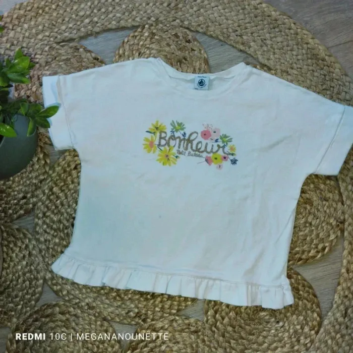 🌼 T-shirt fleurie Blanc Petit Bateau – Taille 3 ans – Écriture Dorée 🌼 - photo numéro 2