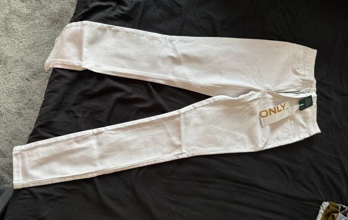 Jean only blanc taille 36 - photo numéro 2