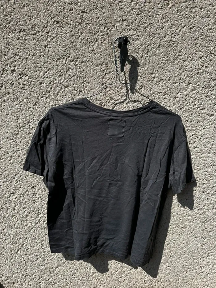 T-shirt gris - photo numéro 2