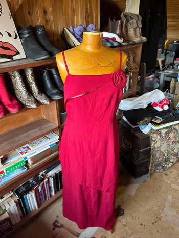 Robe rouge fête paillettes à bretelles