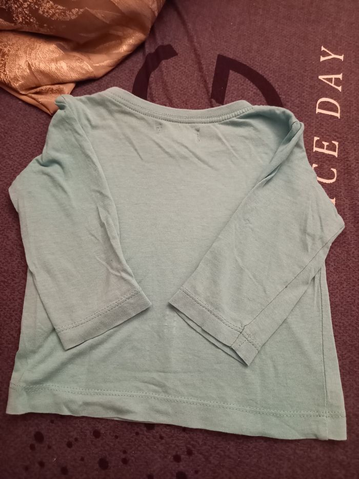 T-shirt manches longues en 12 mois - photo numéro 4