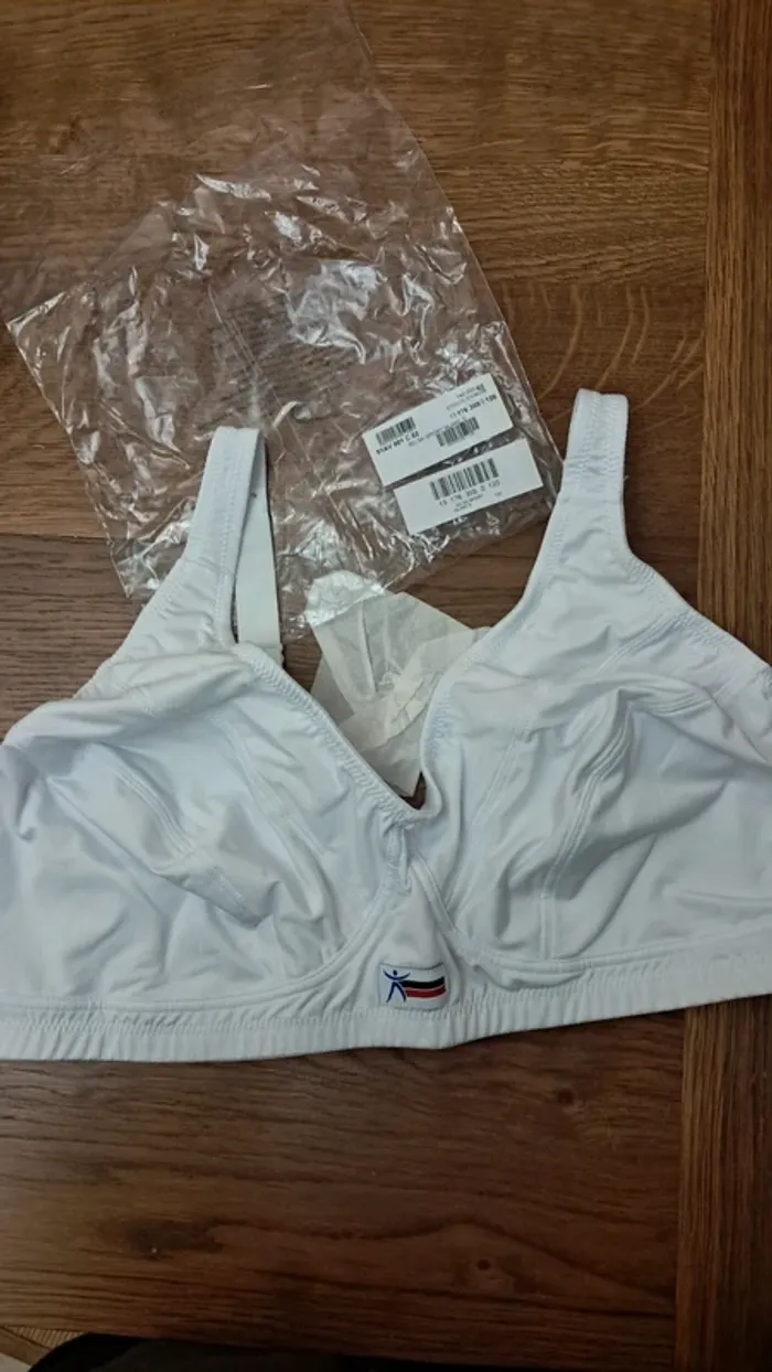 Soutien gorge blancheporte 120 E neuf !