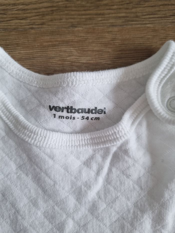 Salopette 1 mois - photo numéro 3