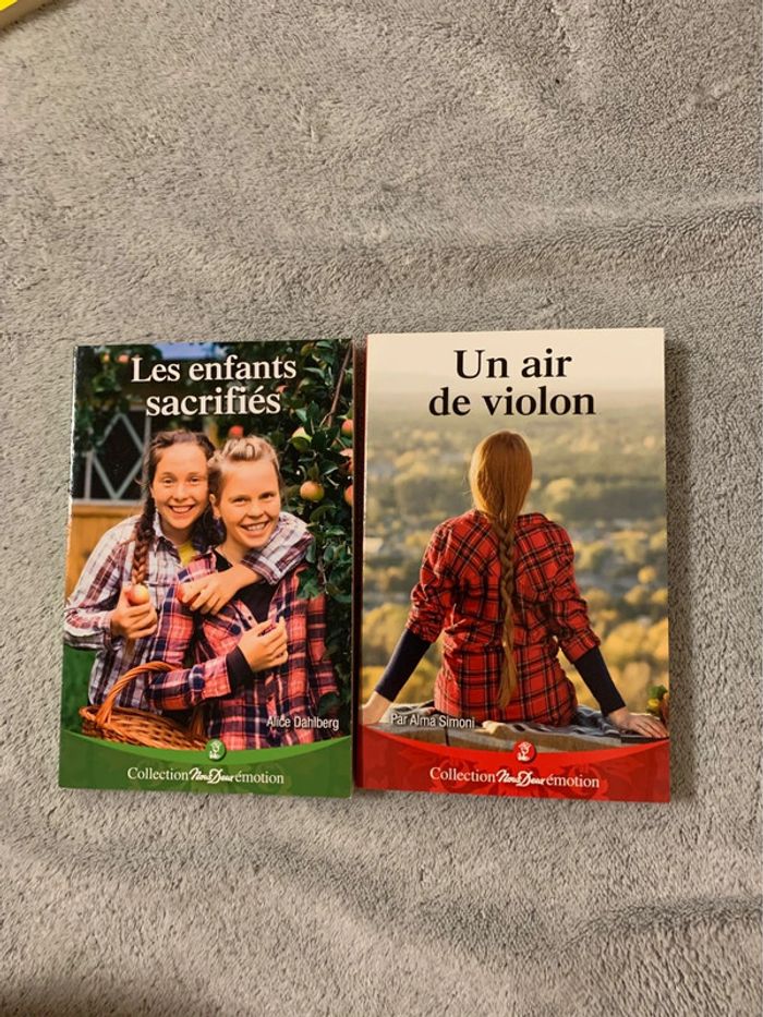 Livre nous deux ( 5  e le lot des 14 livres ) - photo numéro 8