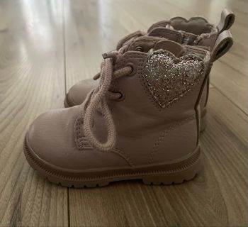 Chaussures filles pointure 20