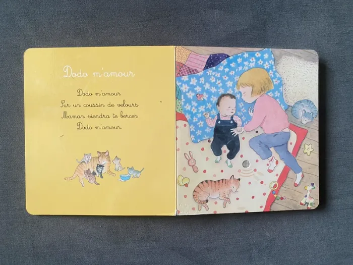 Livre sonore mes premières chansons pour dire je t'aime à mon bébé - photo numéro 3