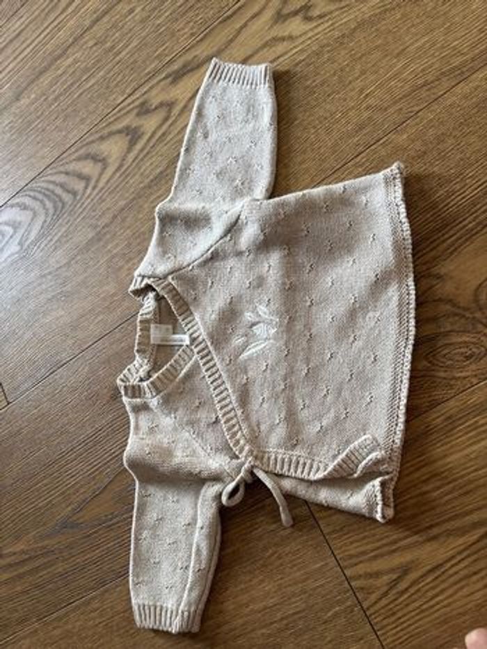 Lot de 4 gilets 1 mois - photo numéro 4