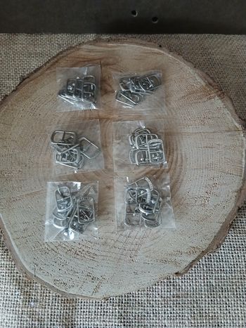 Lot de 6 sachets d'accessoires pour couture