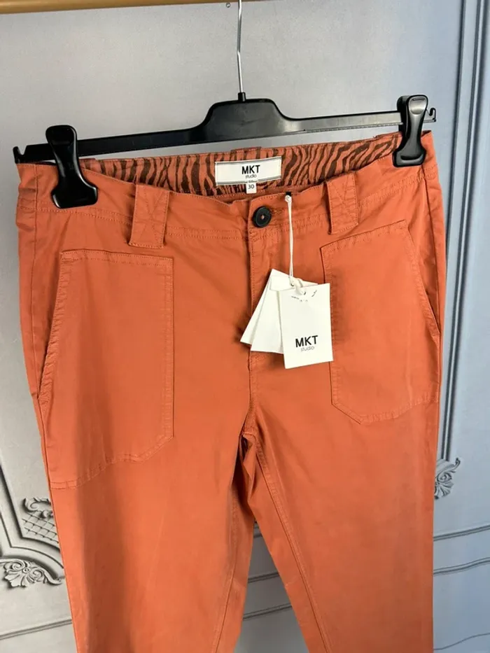 Pantalon MKT Studio noisette W30 Neuf - photo numéro 2